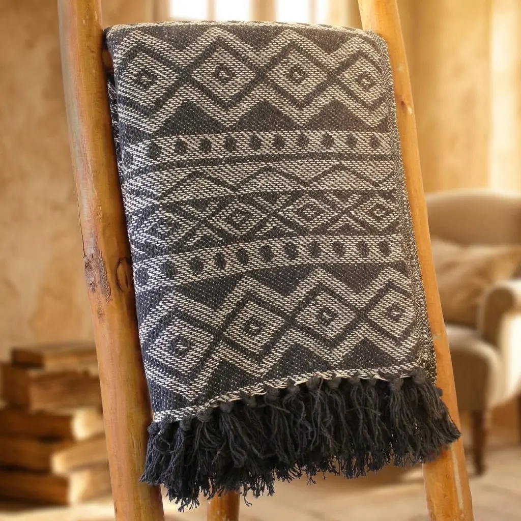 Manta estilo Boho de algodón tejida a mano con diseño geométrico en tonos grises